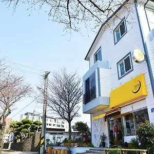 2* 招待所 甘德拉克旅舍