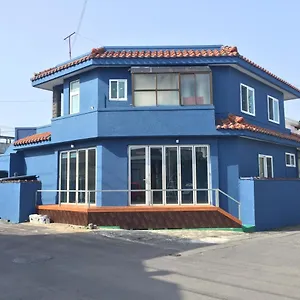 Jeju Guesthouse Гостевой дом